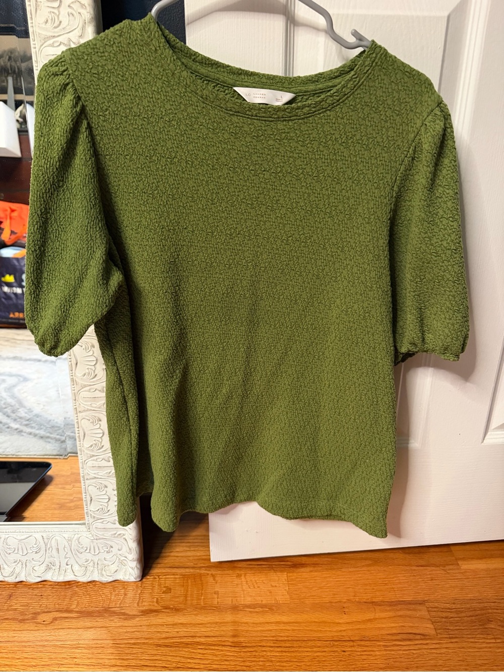 Lauren Conrad Women's Olive Green Textured Puff Sleeve Top